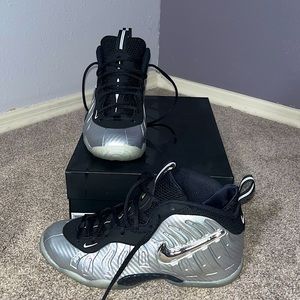 Nike Little Posite Pro GS ‘Silver Surfer’
